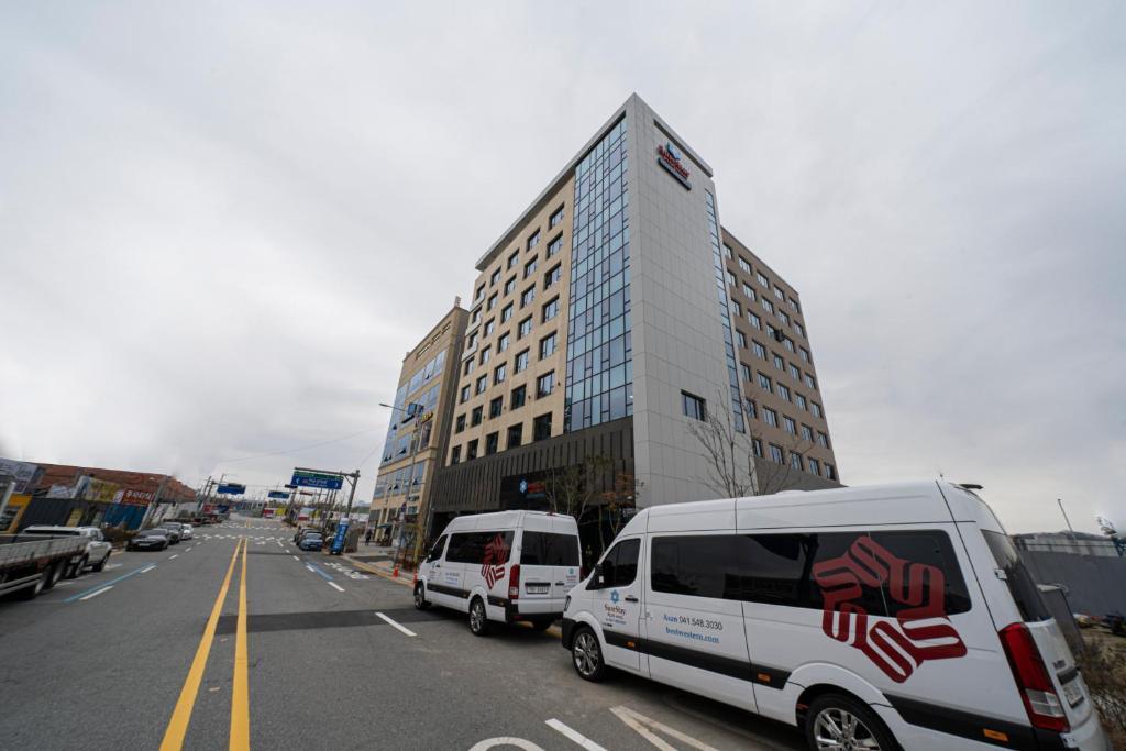 Surestay Plus Hotel By Best Western اسان المظهر الخارجي الصورة