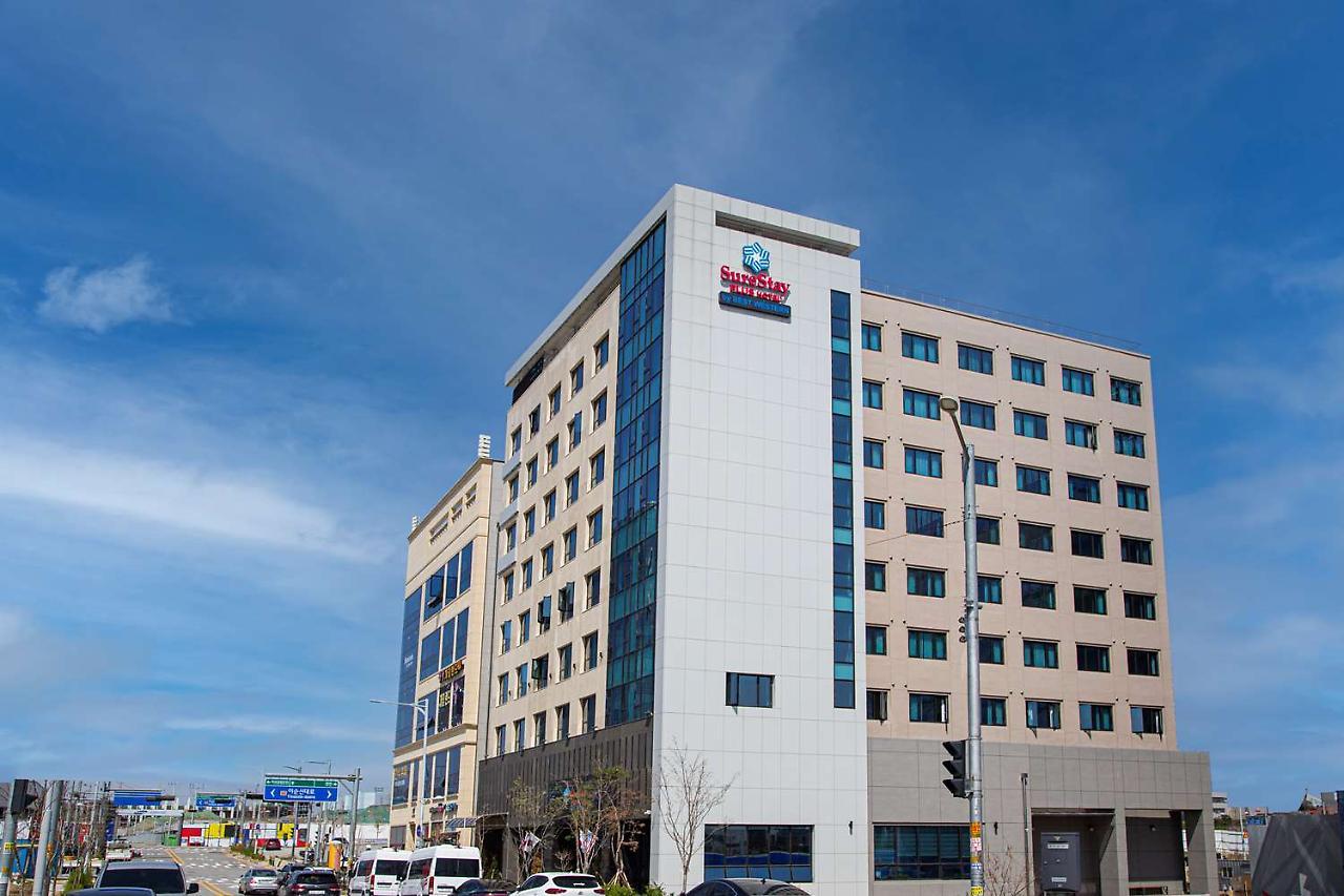 Surestay Plus Hotel By Best Western اسان المظهر الخارجي الصورة
